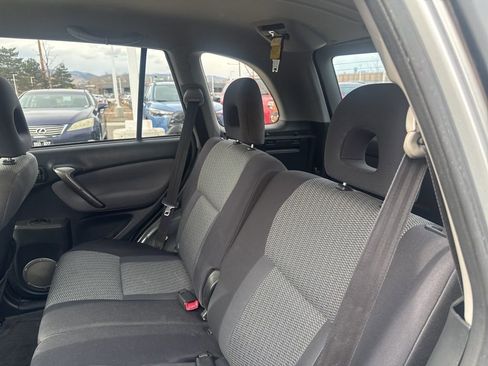 Used 2005 Toyota RAV4 2WD image 27