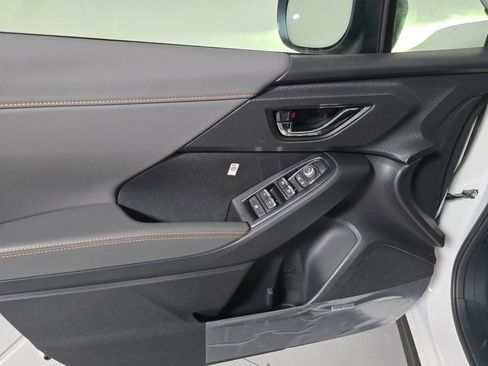 New 2025 Subaru Crosstrek 2.5i Limited w/ Popular Package #3A image 32