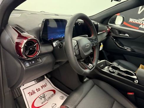 New 2026 Chevrolet Equinox RS w/ LPO, Floor Liner Package image 13