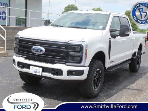 New 2026 Ford F350 Platinum w/ Tremor Off-Road Package AWD/4WD image 1