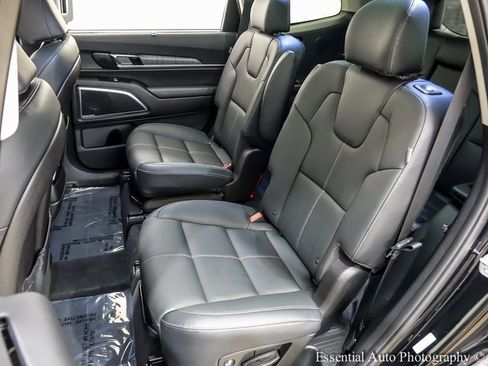 Used 2023 Kia Telluride SX image 11