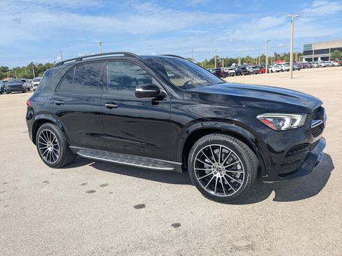 Used 2023 Mercedes-Benz GLE 350 w/ AMG Line Exterior image 2