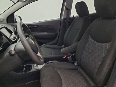 Used 2021 Chevrolet Spark LT FWD image 17