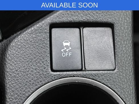 Used 2015 Toyota Corolla LE FWD image 23