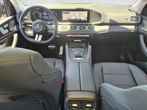 Used 2026 Mercedes-Benz GLS 450 4MATIC image 17