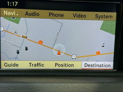 Used 2010 Mercedes-Benz E 350 4MATIC Sedan image 13