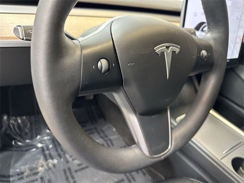 Used 2021 Tesla Model 3 Long Range image 15