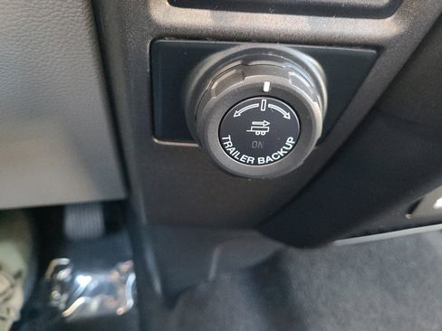 Used 2022 Ford F250 XL w/ STX Appearance Package image 10