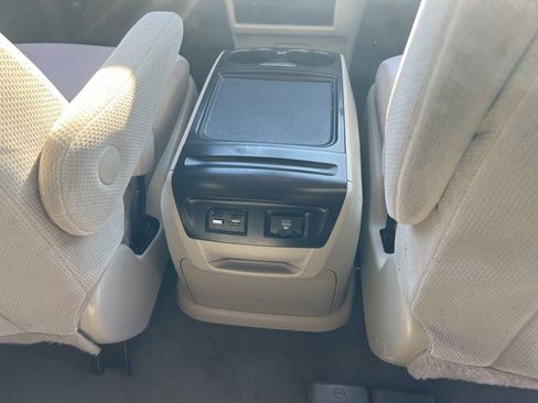 Used 2019 Toyota Sienna LE image 16