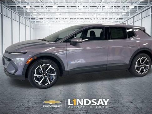 Used 2026 Chevrolet Equinox EV LT w/ Comfort Package AWD/4WD image 6