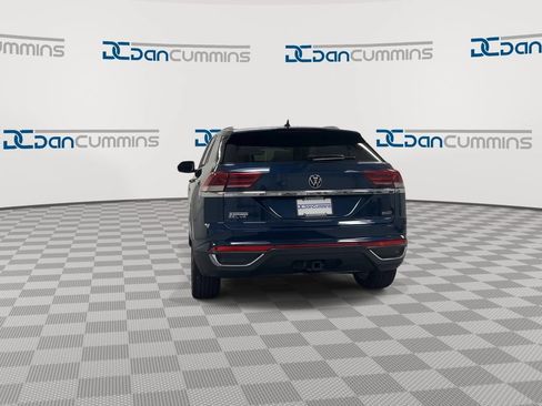 Used 2021 Volkswagen Atlas Cross Sport SEL AWD/4WD image 7
