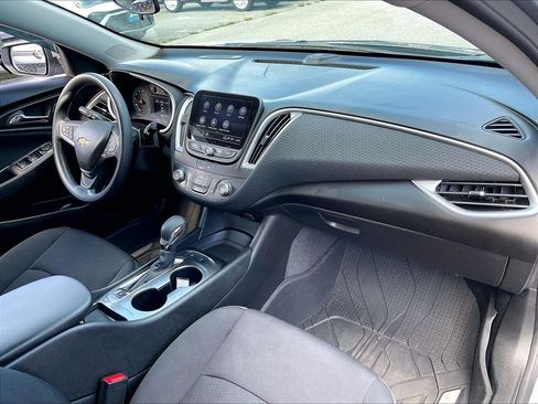 Used 2024 Chevrolet Malibu LS w/ LPO, Floor Liner Package FWD image 13
