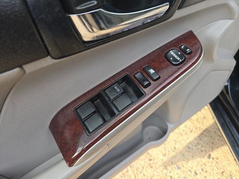 Used 2012 Toyota Camry XLE image 8