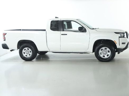 Used 2024 Nissan Frontier S w/ S Utility Package image 11