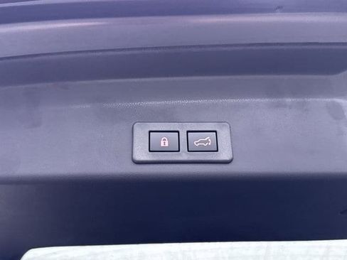 New 2026 Subaru Ascent Limited image 17