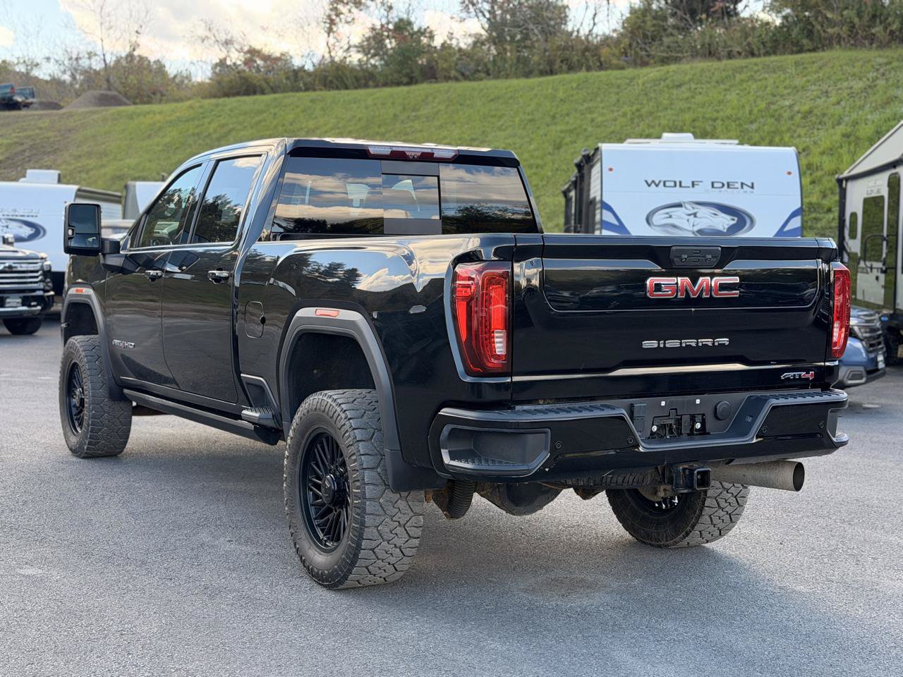 Used 2023 GMC Sierra 2500 AT4 w/ AT4 Premium Plus Package AWD/4WD image 7