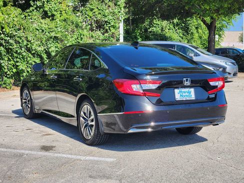 Certified 2019 Honda Accord Touring image 5