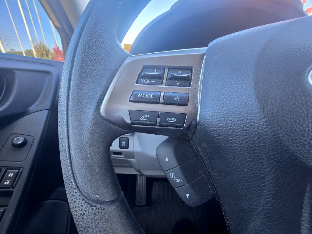 Used 2014 Subaru Forester 2.5i Premium AWD/4WD image 21