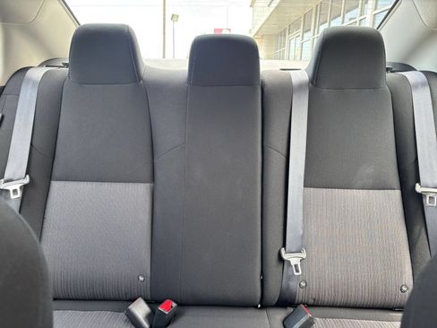 Used 2025 Nissan Sentra SV FWD image 36