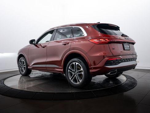 Certified 2025 Audi Q5 Premium Plus w/ Premium Plus image 5