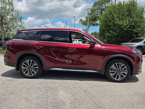 Used 2026 INFINITI QX60 Luxe w/ Cargo Package FWD image 8