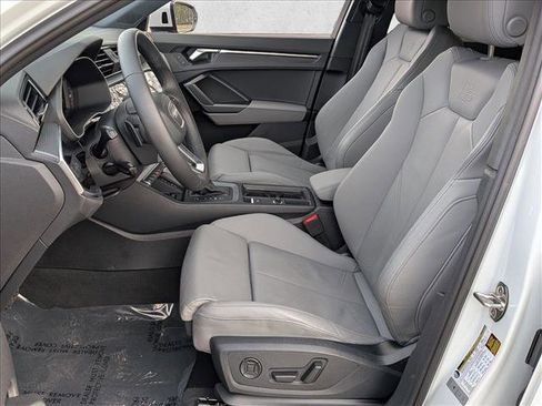 Certified 2024 Audi Q3 2.0T Premium Plus image 18