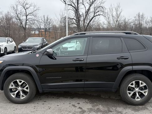 Used 2018 Jeep Cherokee Trailhawk w/ Quick Order Package 27L AWD/4WD image 7