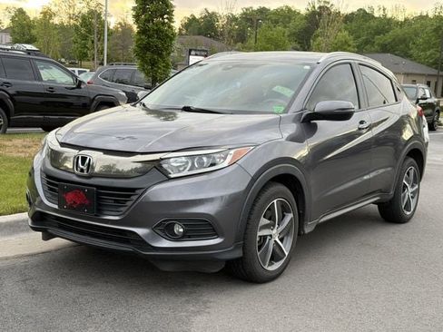 Used 2021 Honda HR-V EX image 2