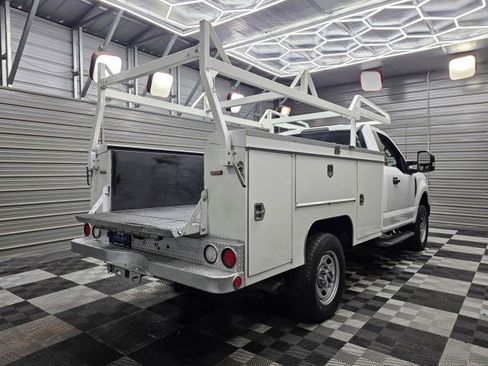 Used 2022 Ford F350 XL w/ Power Equipment Group AWD/4WD image 5