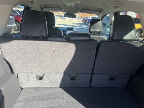 Used 2018 Ford Escape Titanium w/ Ford Safe & Smart Package image 18