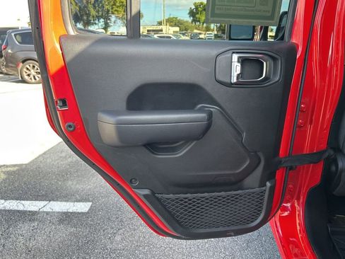 Certified 2024 Jeep Wrangler Sport S image 32