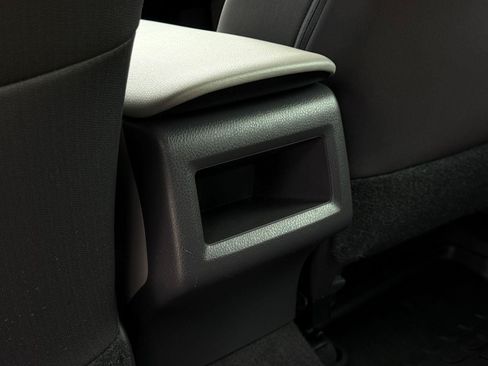 Used 2018 Toyota Camry LE FWD image 26