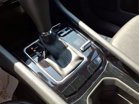 Used 2023 Jeep Compass Limited AWD/4WD image 24