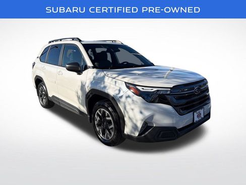 Certified 2025 Subaru Forester Premium AWD/4WD image 4