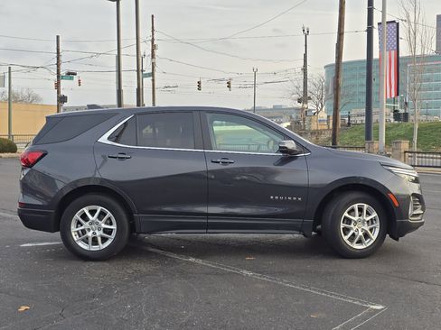 Used 2023 Chevrolet Equinox LT image 22
