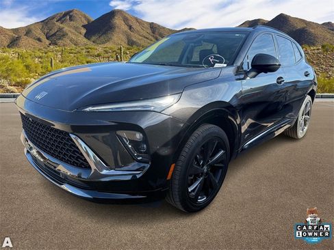 Used 2025 Buick Envision Sport Touring image 2