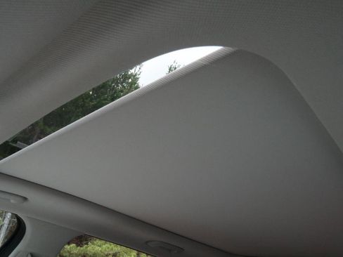 New 2025 Kia Sorento S w/ Panoramic Sunroof Package image 12