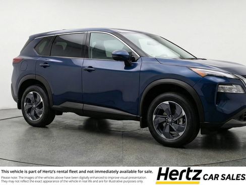 Used 2025 Nissan Rogue SV image 1