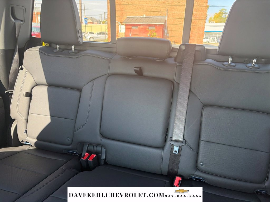 Used 2025 Chevrolet Silverado 2500 LTZ w/ LTZ Plus Package AWD/4WD image 23