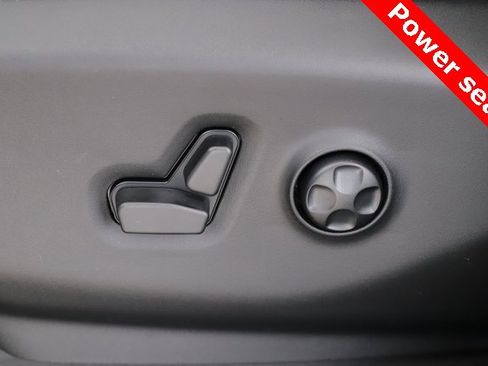 New 2026 Chrysler Pacifica Select image 22