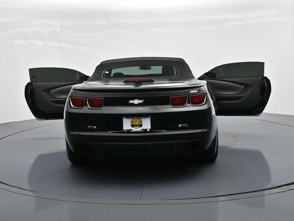Used 2013 Chevrolet Camaro SS RWD image 26
