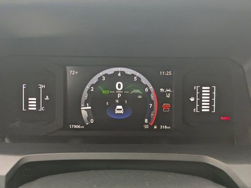Used 2025 Toyota 4Runner SR5 RWD image 23