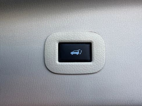 Used 2022 INFINITI QX80 Luxe w/ Cargo Package image 13