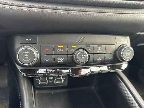 Used 2021 Dodge Durango GT w/ Blacktop Package RWD image 28