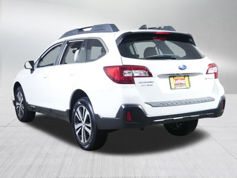 Used 2019 Subaru Outback 2.5i Limited AWD/4WD image 5