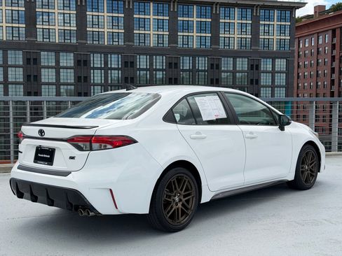 Used 2024 Toyota Corolla Sedan w/ SE Convenience Package FWD image 7