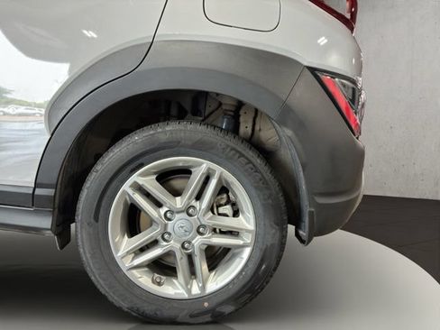 Used 2022 Hyundai Kona SE AWD/4WD image 35