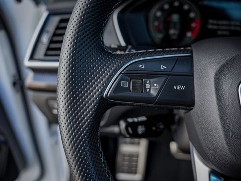 Certified 2024 Audi SQ5 Premium Plus w/ Premium Plus Package image 15