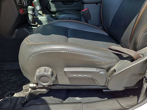 Used 2022 Jeep Gladiator Mojave w/ LED Lighting Group AWD/4WD image 23