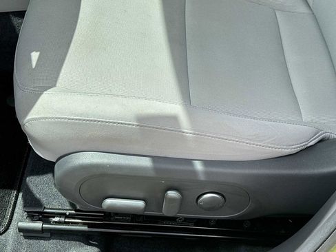 Used 2024 Hyundai Kona SEL w/ Convenience Package FWD image 12